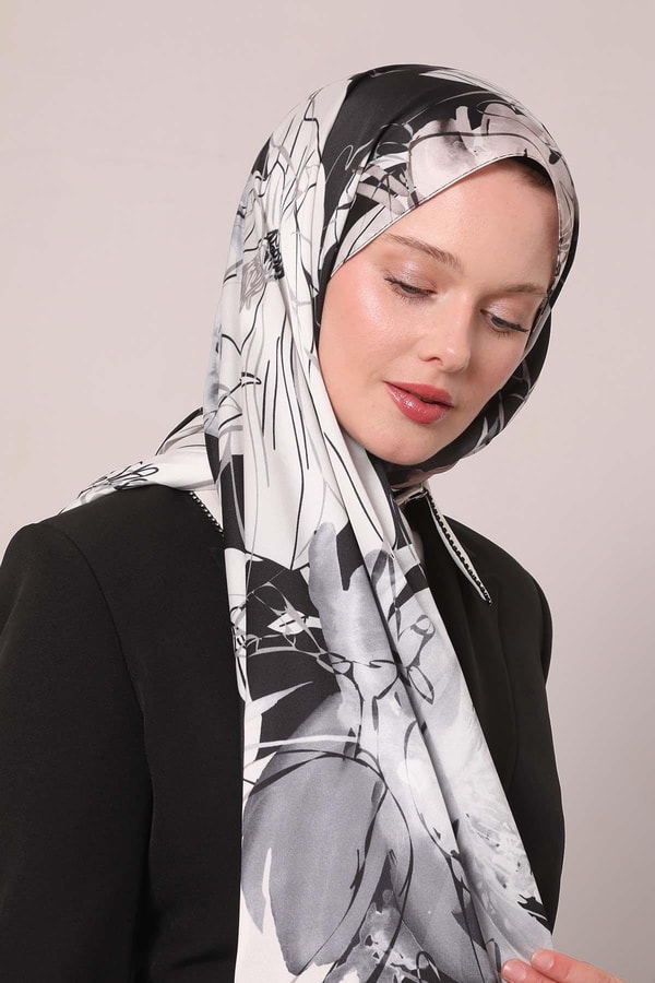 LevidorSiyah Soyut Çiçek Desen Twill Şal
