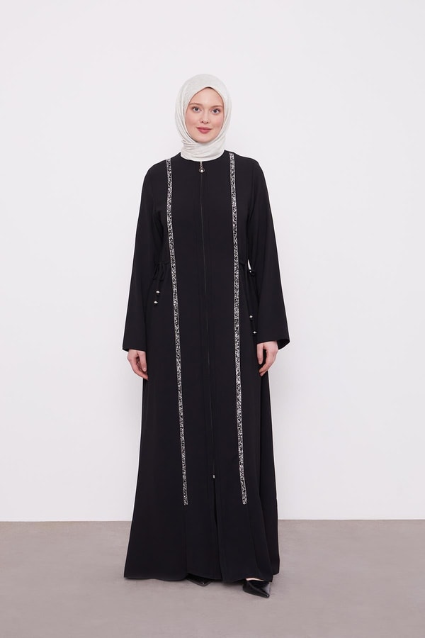 LevidorSiyah Yanları İp Bağlamalı Taş İşlemeli Ferace