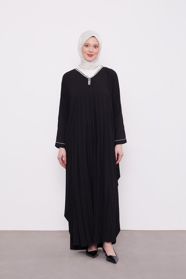 LevidorSiyah Yarasa Kol Elbise
