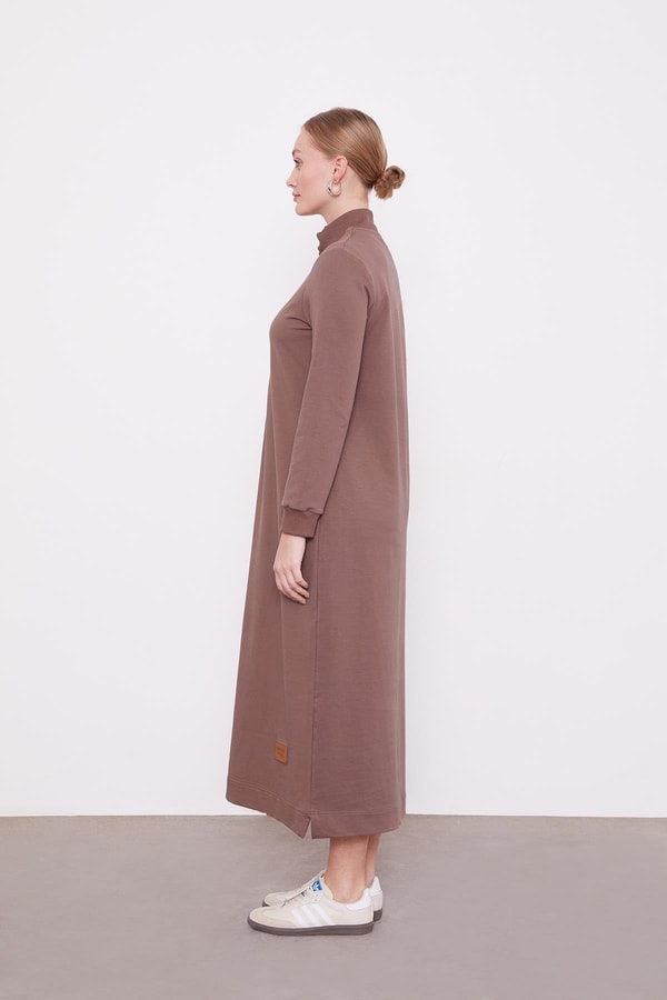 LevidorToprak Kolları Ribanalı Fermuar Kapama Elbise