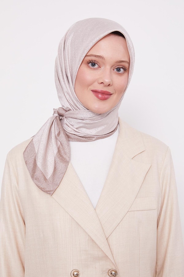 LevidorVizon Halka Desen Monogram Eşarp