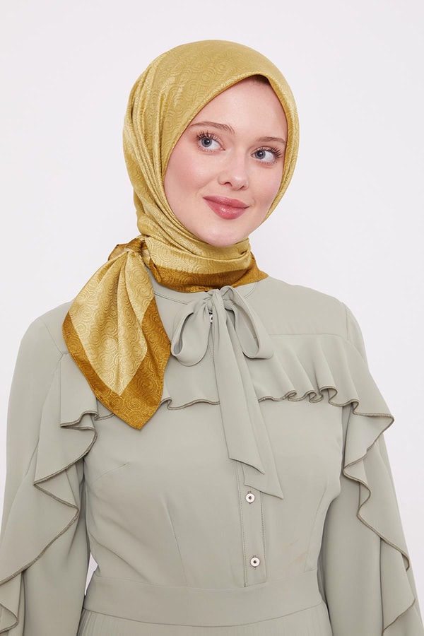 LevidorYağ Yeşili Halka Desen Monogram Eşarp