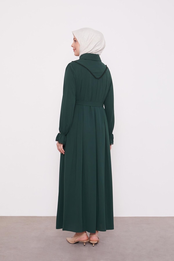 LevidorZümrüt Gömlek Yaka Ponponlu Ferace