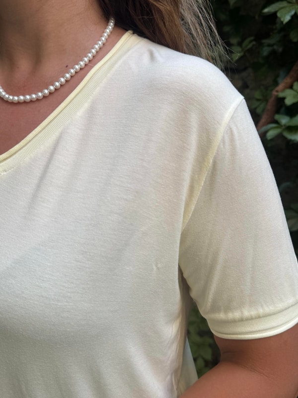 %100 Pamuk V Yaka T-shirt Sarı