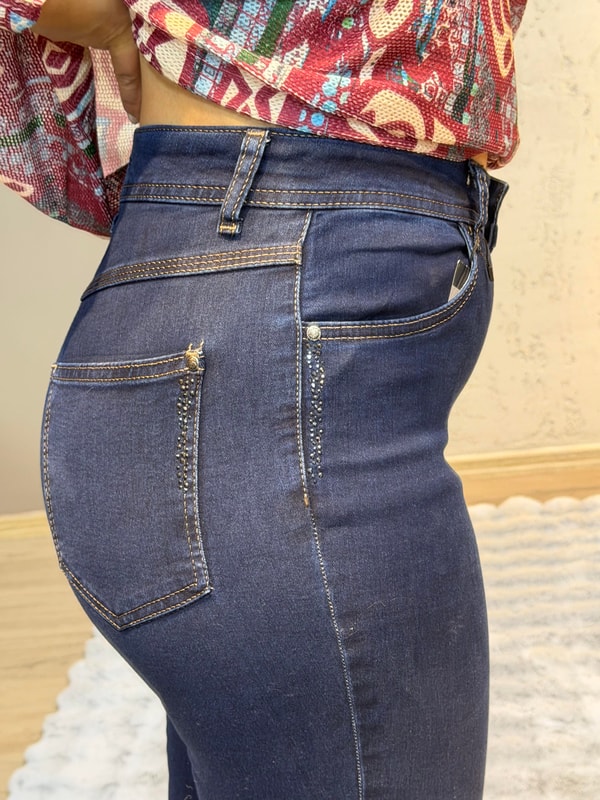 Cepleri Taş Detaylı Slim Fit Kot Pantolon