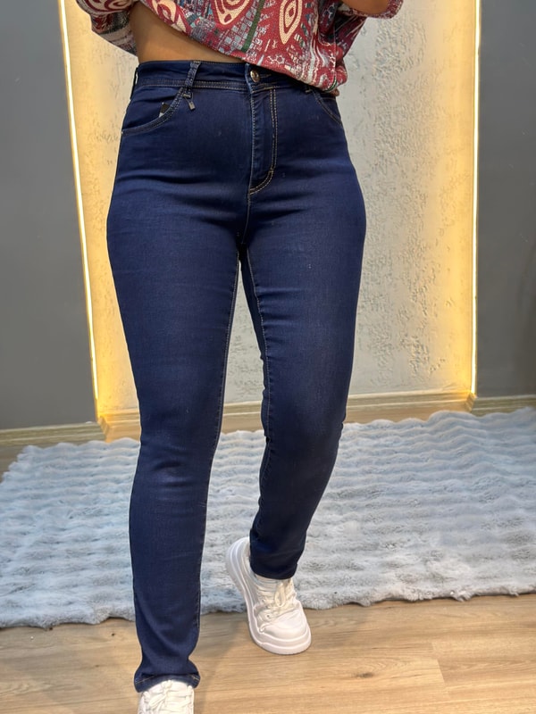 Cepleri Taş Detaylı Slim Fit Kot Pantolon