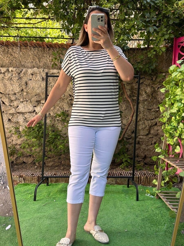 Kayık Yaka Çizgili Kısa Kollu Tişört Beyaz