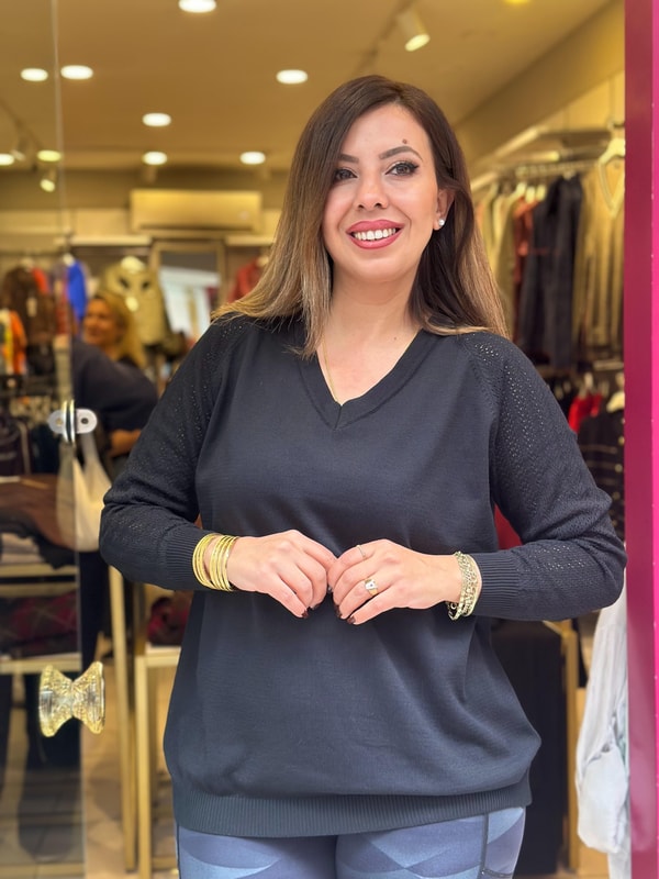 Kol Ajur Detaylı Triko Siyah