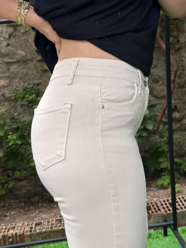 Paça Lazer Detaylı Pantolon Bej