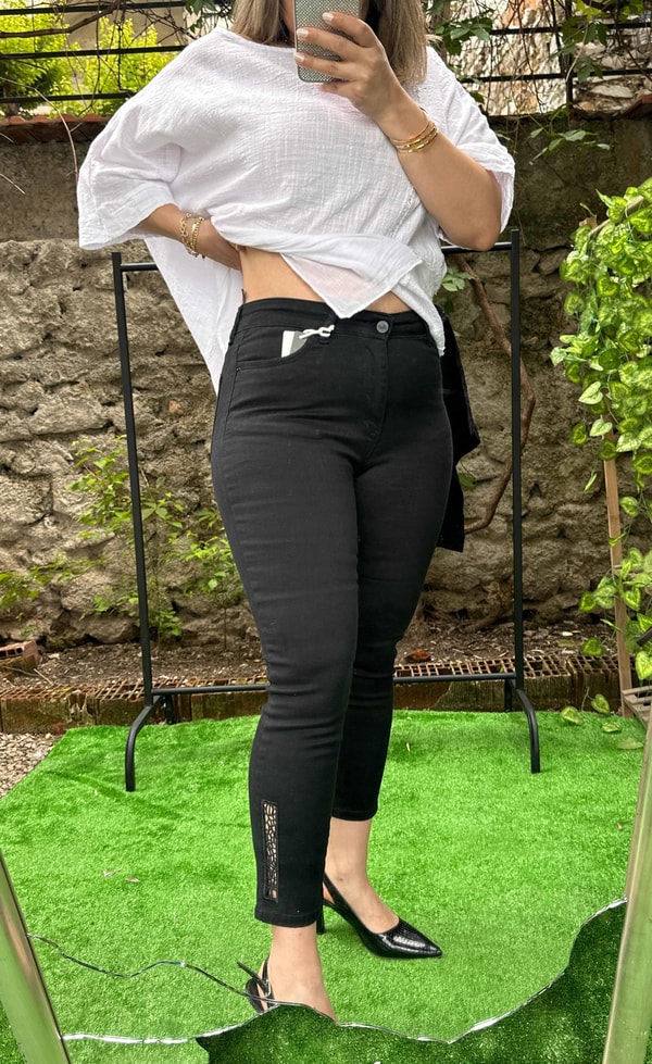Paça Lazer Detaylı Pantolon Siyah