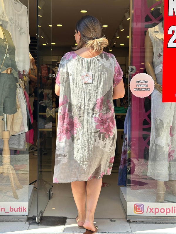 Pembe Çiçek Desenli İthal Elbise Vizon
