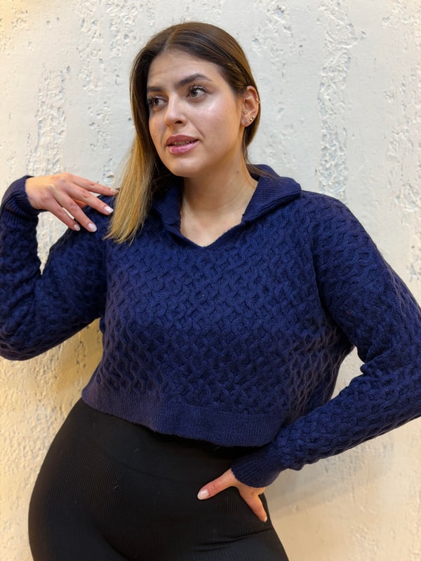 Polo Yaka Örgü Detaylı Crop Kazak Lacivert