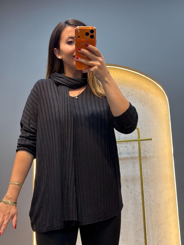 Şal Hediyeli İthal Triko Bluz Siyah