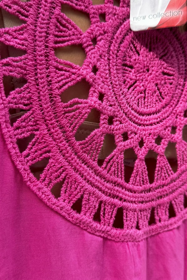 Sırt Örgü Detaylı Kolsuz Bluz Pembe