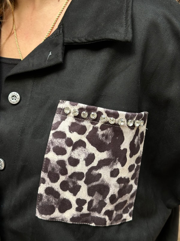Taş Detaylı Leopar Cepli İthal Gömlek Siyah Gri
