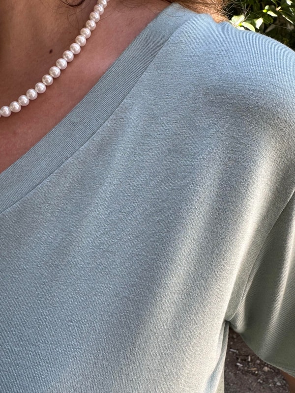 V Yaka Basic T-shirt Su Yeşili