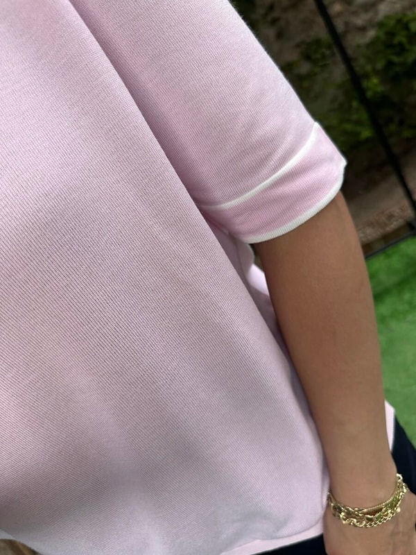 Yuvarlak Yaka Çizgi Detaylı Merserize Bluz Pembe