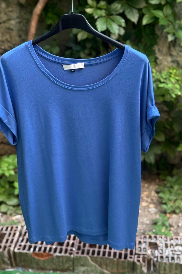 Yuvarlak Yaka Kısa Kollu Basic Tshirt
