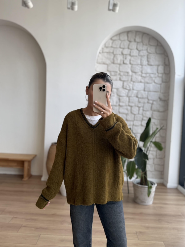 Biyeli V Yaka Olive Dokulu  Kazak