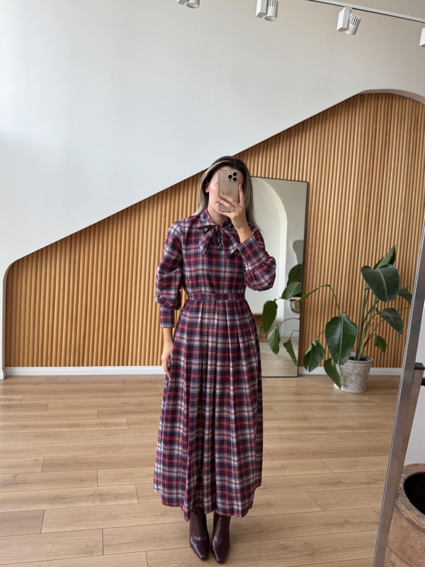 Fularlı Ekose Desen Elbise
