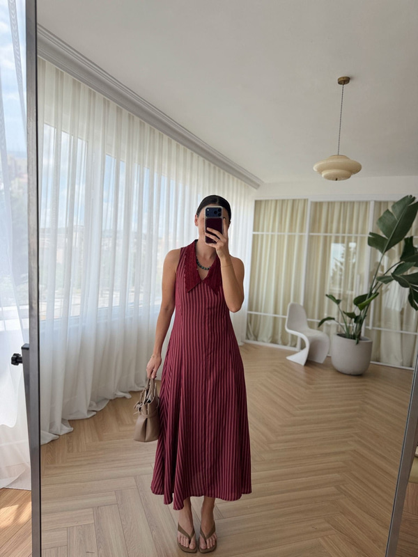 Güpür Yakalı Fermuarlı Bordo Elbise