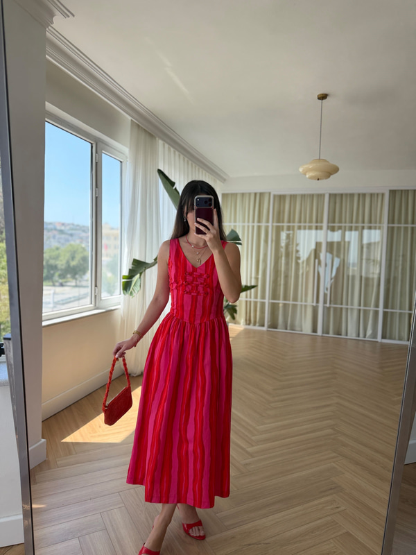 Kırmızı Pembe Çizgili Elbise
