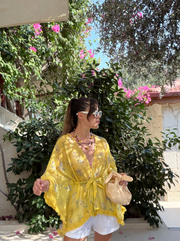 Püsküllü Detaylı Sarı Kimono