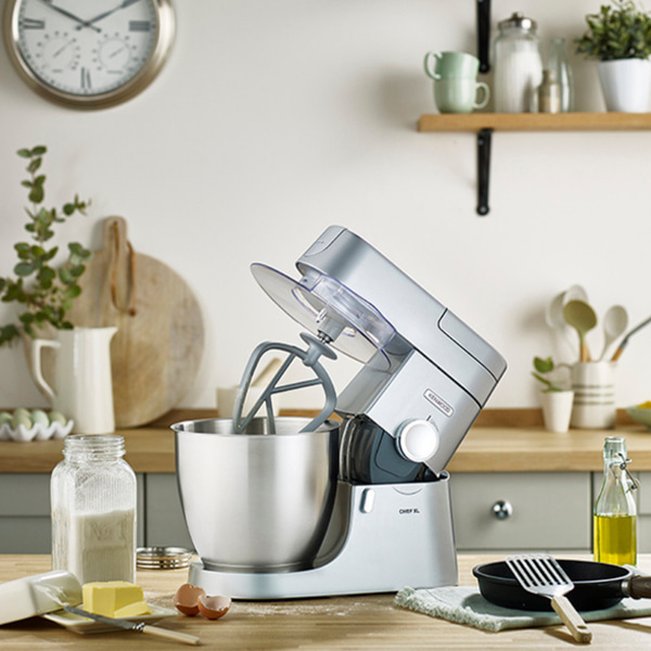 Kenwood Chef XL Mutfak Şefi Silver 1200 Watt 6,7 Lt KVL4100S