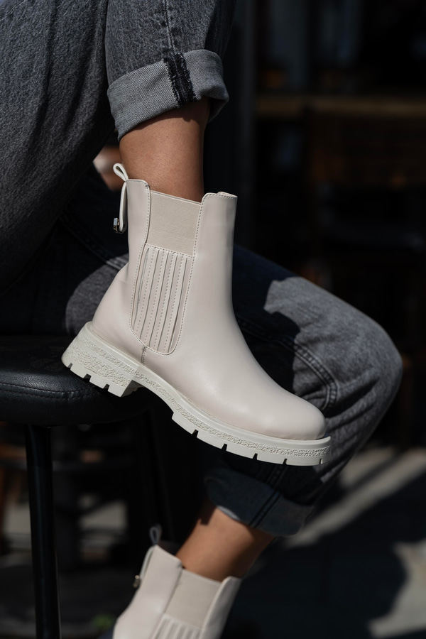 Mondie Model Lastik Detaylı Bot Bej