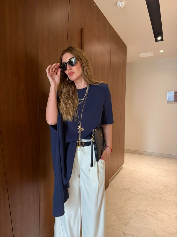 Lacivert Asimetrik Kesim Tencel Modal Bluz