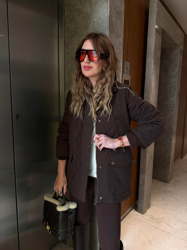 Orijinal Model , Kadife Yaka , Acıkahve , Kaşe Dokulu , Kapitone Mont