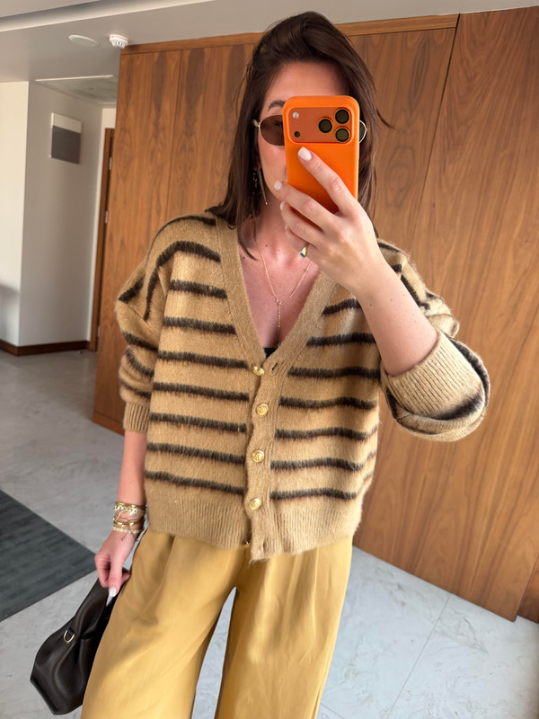 Kahverengi Çizgili , Gold Düğmeli , Camel Triko Hırka
