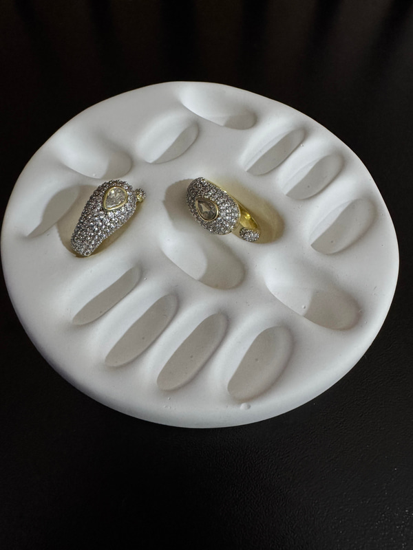 Gold , Zirkon Taşlı , Damla Efekt Yüzük