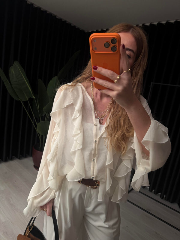 Orijinal Model , Ekru , Fırfırlı , Gömlek Bluz