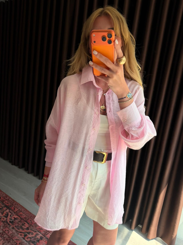 Pembe , Tül Gömlek