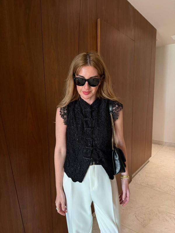 Orijinal Model , Önü ve Arkası Komple Dantelli , Siyah Bluz