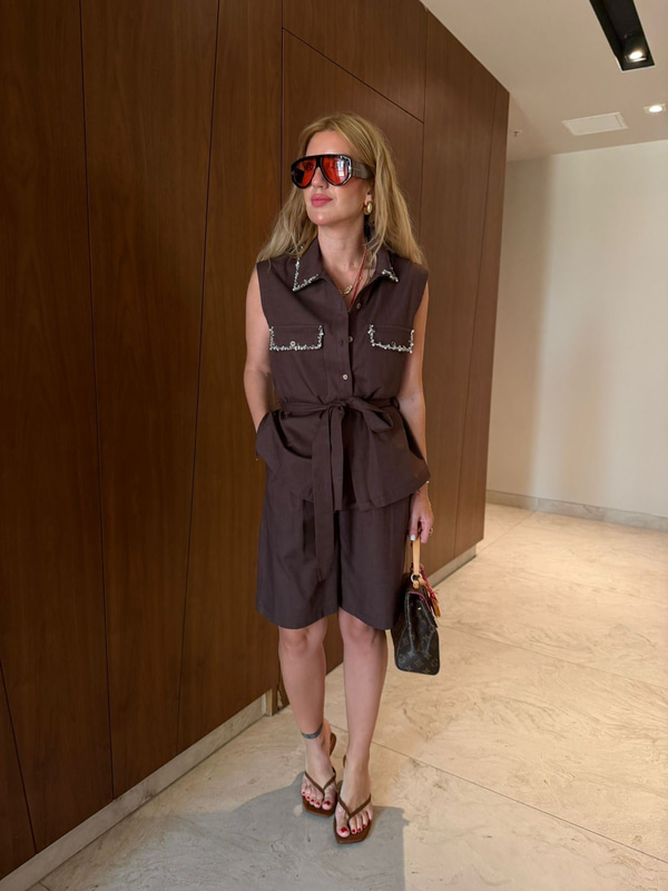 Orijinal Model , Taş İşlemeli , Yelek & Şehir Boy , Premium Acıkahve Şort Takım