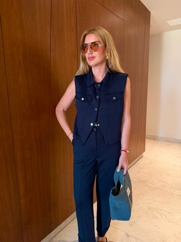 Orijinal Model , Paçası Dügme Detaylı , Lacivert Yelek & Pantolon Takım