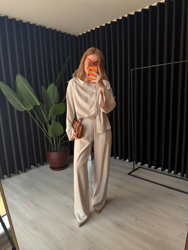 Orijinal Model , Bej , Yandan Düğmeli , Premium Tok Tencel , Takım