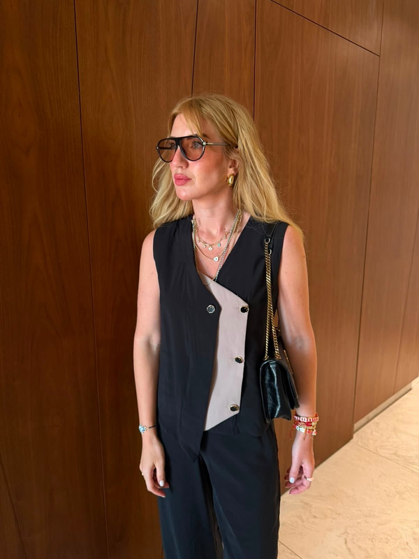 Orijinal Model , Tasarım Düğme Detaylı , Siyah & Bej , Tencel Takım