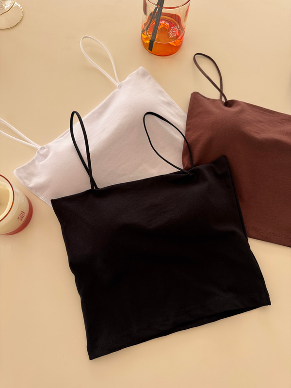 İçi Pedli , Likralı , İnce Askılı , Siyah Crop Bluz