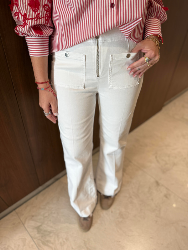 Önden Düğme Detaylı Likralı Beyaz İspanyol Jean Pantolon