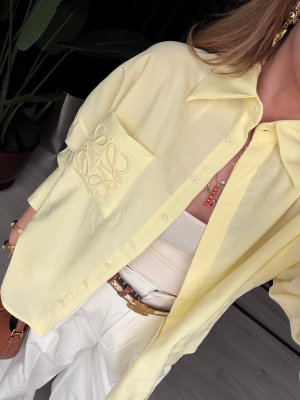 Marka Logo İşlemeli , Tereyağ Sarısı Tencel Gömlek 