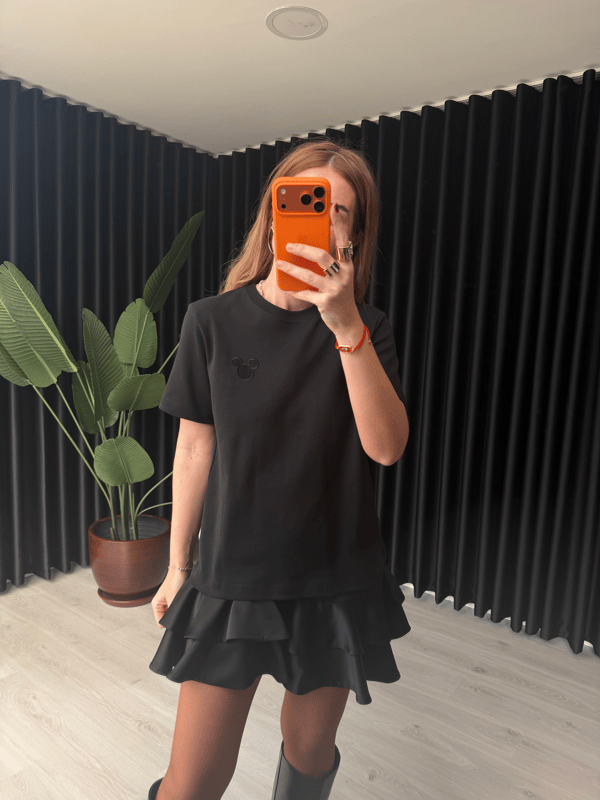 Orijinal Model , Mini İşlemeli , Siyah T-shirt