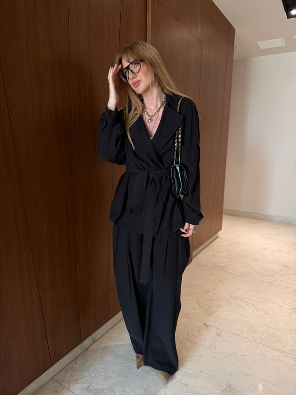 Orijinal Model , Özel Dokulu , Tek Düğmeli , Siyah Kuşaklı Takım