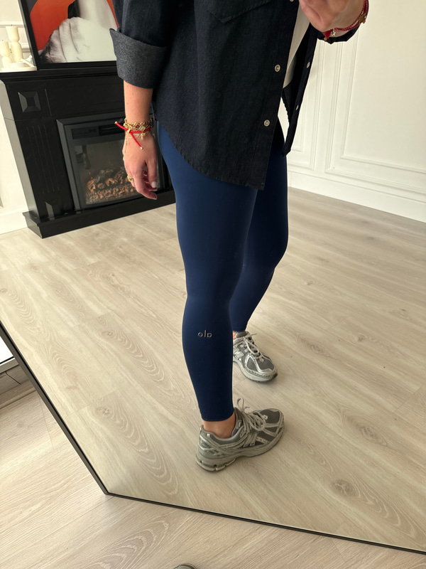 Marka Logolu Lacivert Toparlayıcı Tayt