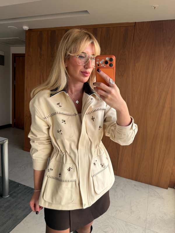 Orijinal Model Taş İşlemeli Deri Yakalı Premium Gabardin Ceket