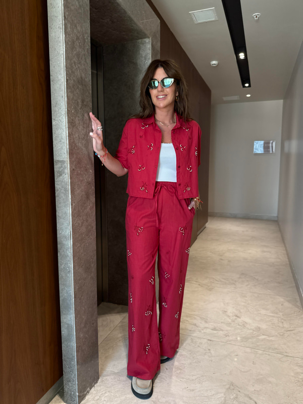 Orijinal Marka , Nakış ve Boncuk İşlemeli , Bordo Gömlek Takım