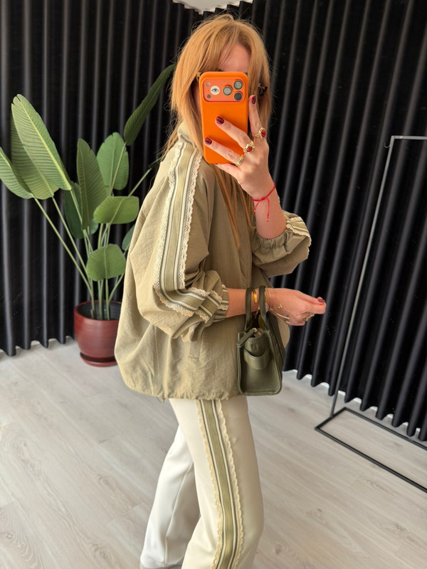 Yanları Dantel Şeritli , Nil Yeşili , Üçlü Takım