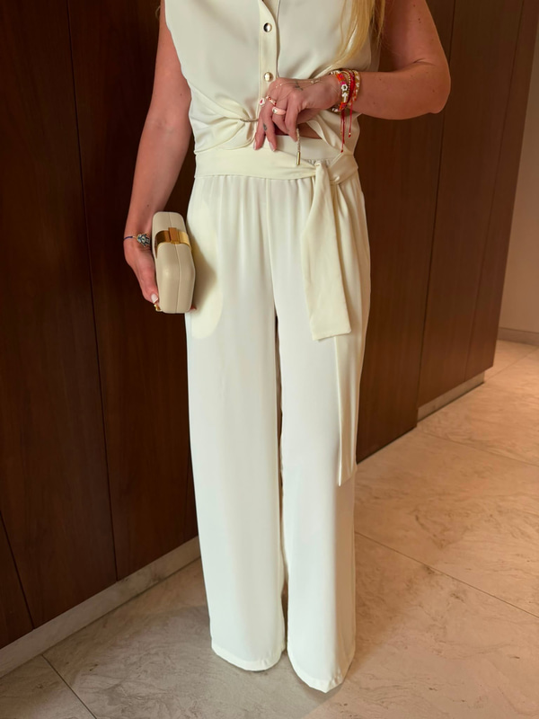 Arka Beli Lastikli , Kuşaklı , Ekru Tencel Pantolon